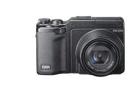 Ricoh P10 DSLR Camera (10MP, Black)